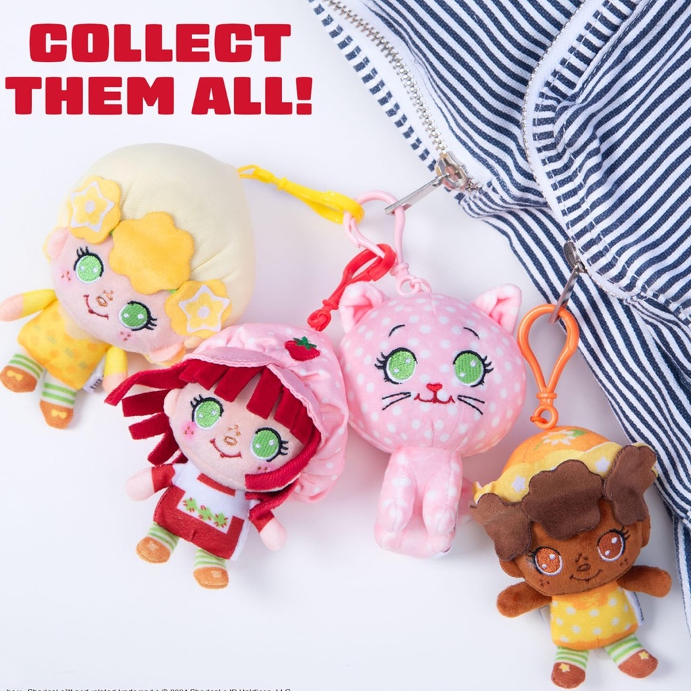 Strawberry Shortcake 4-Pack Set Clip On  / Bag Charm NWT